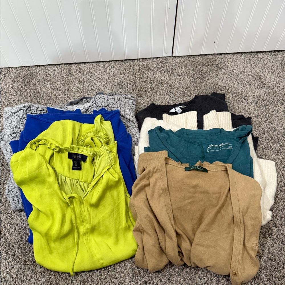 Clothing Bundle Women’s Tops/Sweaters